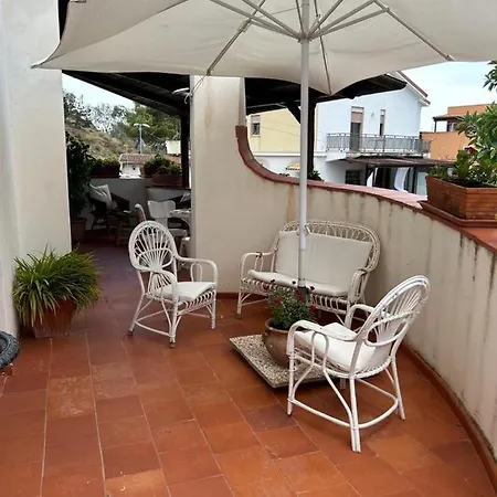 Holiday home La Dimora Del Ficus - Casa Vacanze *